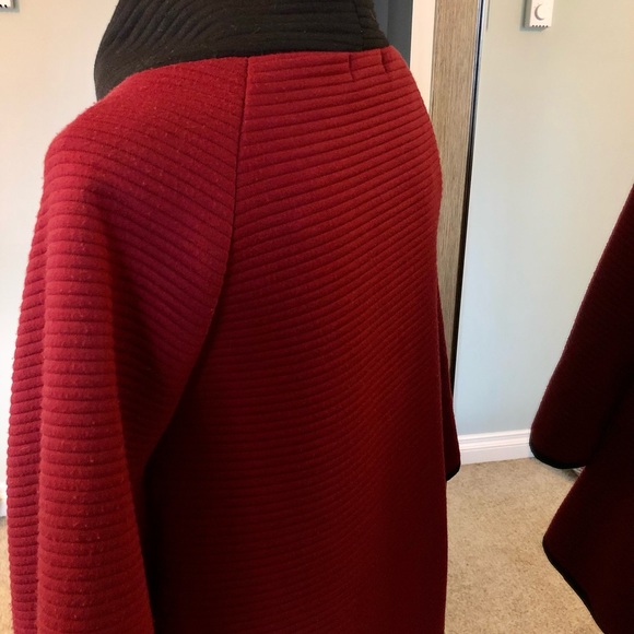 Papillon Jacket/ Cape with Batwing Sleeves Double Breasted with Zip up so Cute - Picture 8 of 11